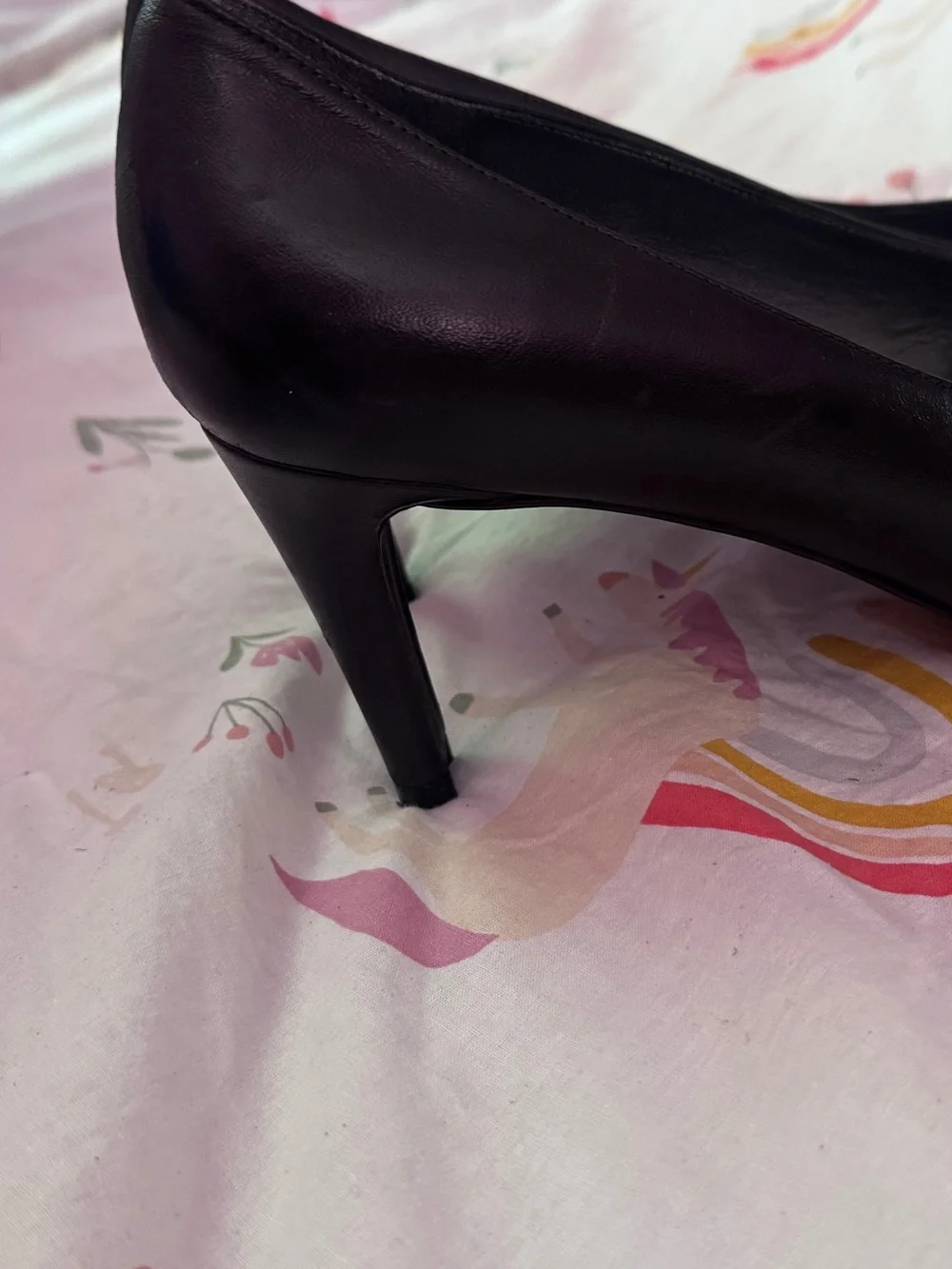 Stuart Weitzman Classic Black Leather Pumps - Women's